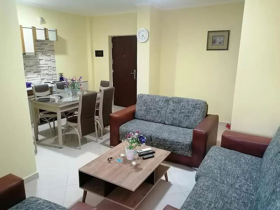 Kastriot Lägenhet Durrës