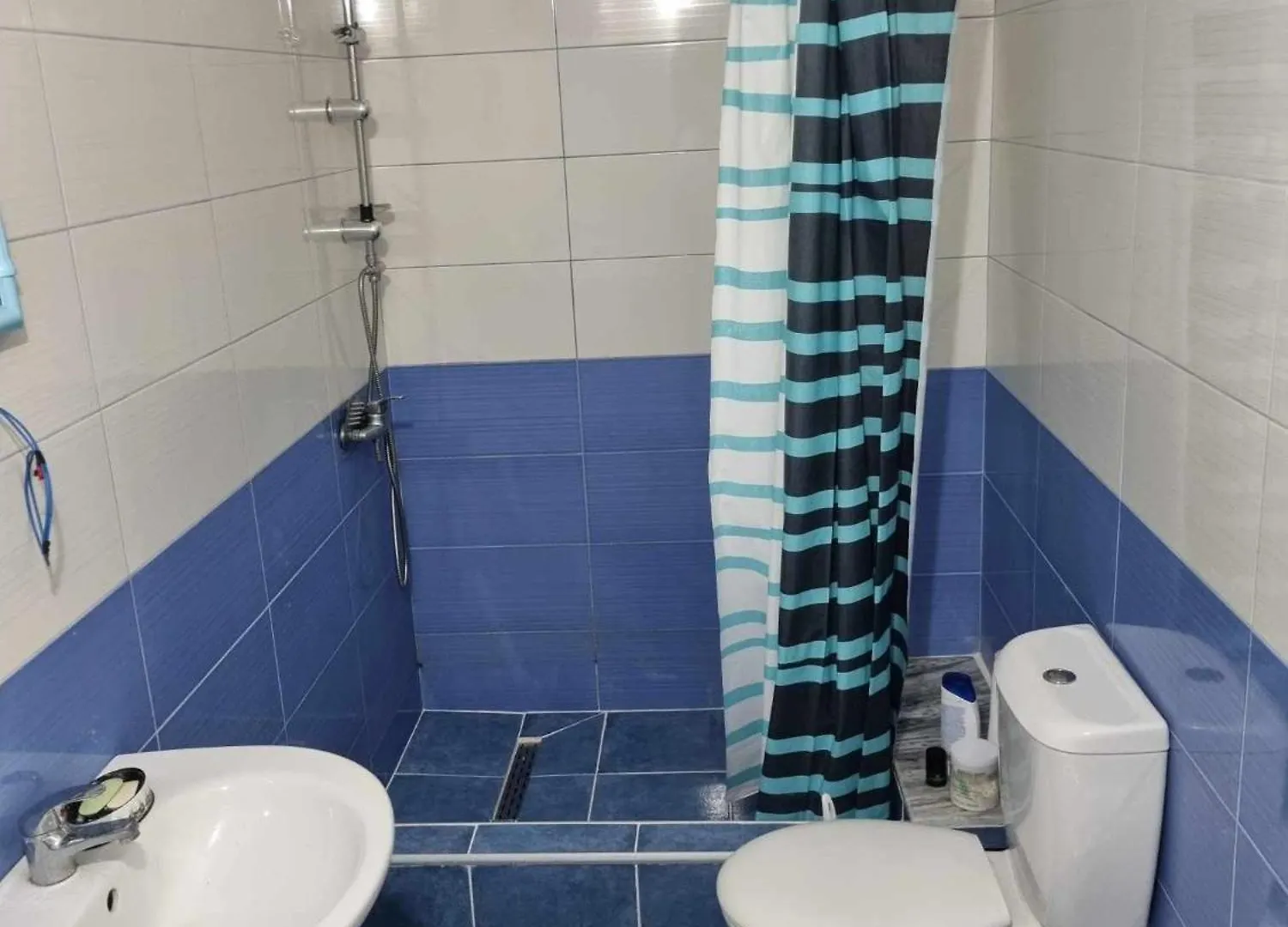 Kastriot Lägenhet Durrës